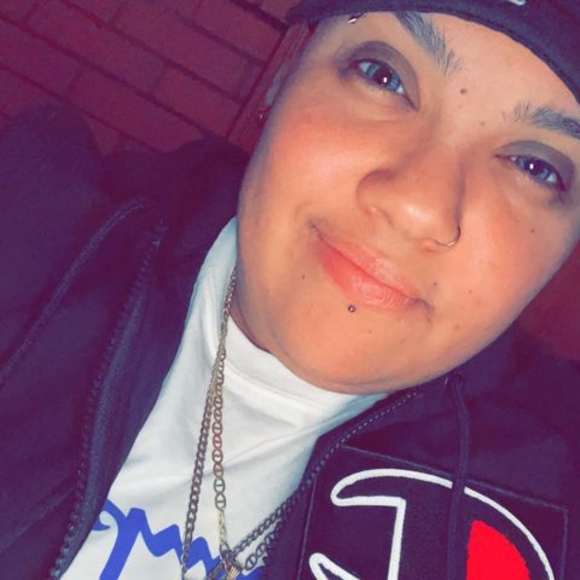 Meet your Posher, Keyshla - Picture 1 of 1